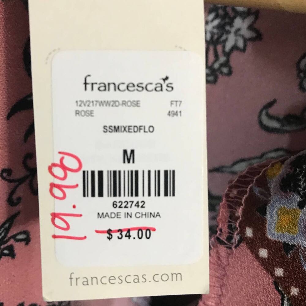 Francesca's Dina Be Floral Pattern Top - Picture 2 of 6